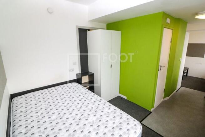 Studio to rent Image 9
