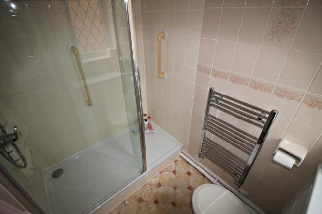 Master en-suite.