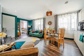 Flat, Molten Court, Moulding Lane, Lewisham, London SE14 6FA