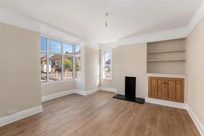 21a Gibbs Road, Banbury-4.jpg