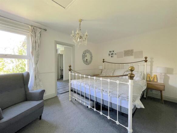 Bedroom .jpeg