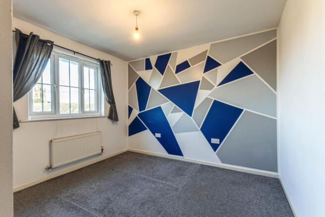 2 bed Flat for sale Image 7