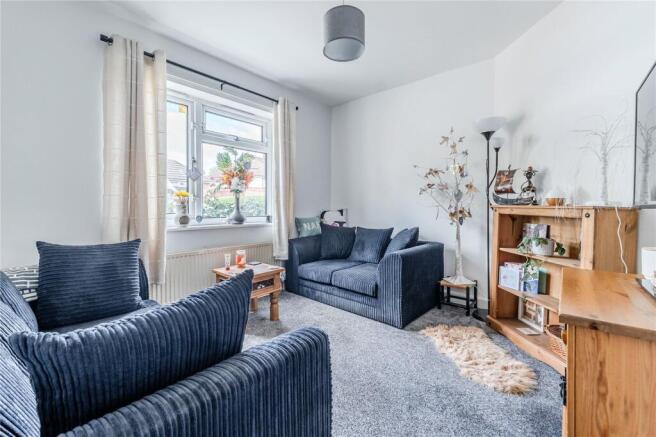 4 bed Semi-Detached for sale Image 6