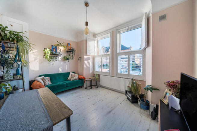 1416635-5-699dd12...