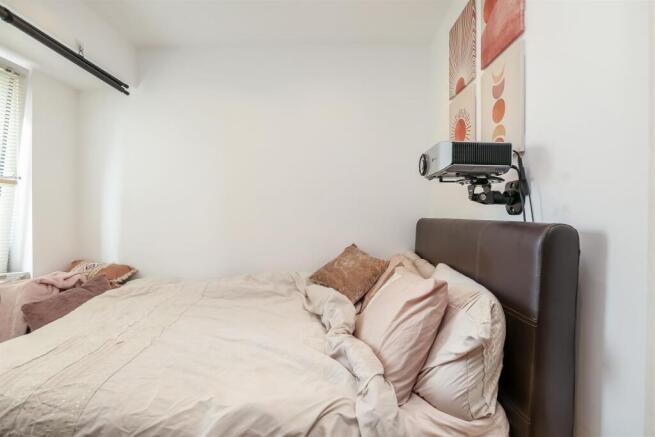 bedroom.jpeg