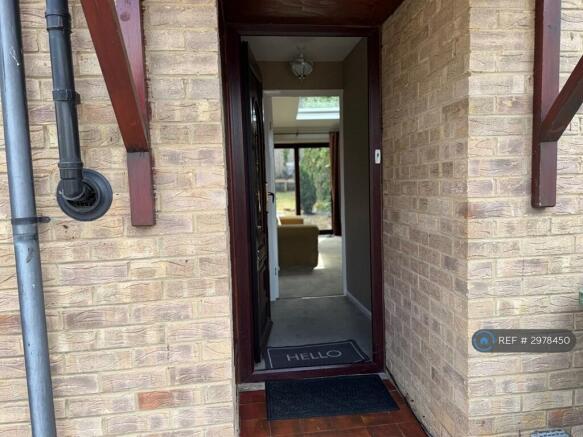 1 bed Terraced to rent Image 4