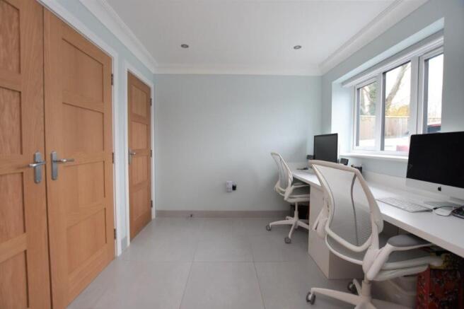 Study/office