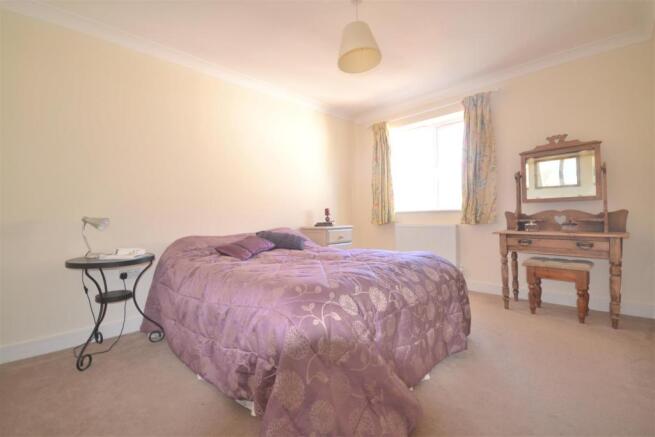 Bedroom 1.JPG