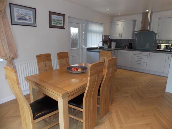 Kitchen Diner