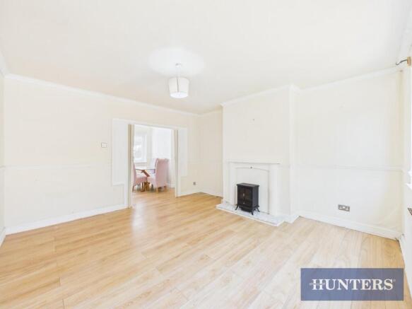 4 bed Semi-Detached for sale Image 4