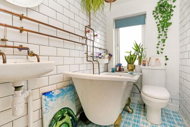 Bathroom / WC