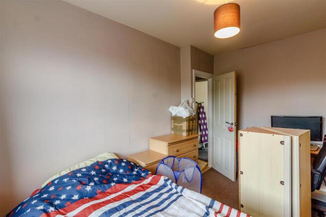 8408980-interior07.jpg