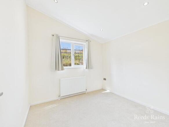 2 bed Detached for sale Image 7