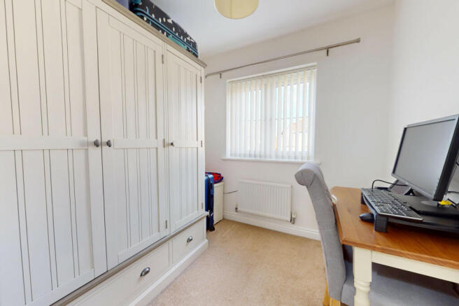 BEDROOM 4