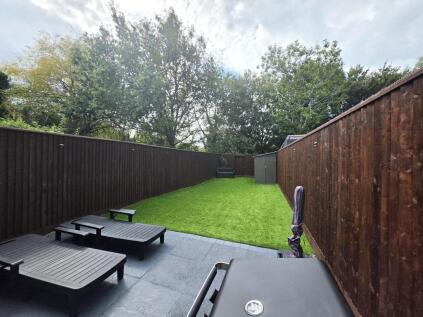 Laburnum Close, Barry, CF62