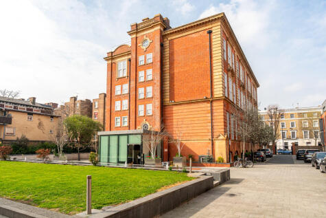 Drummond Way, Islington, London, N1