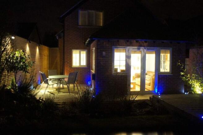 Photo 12