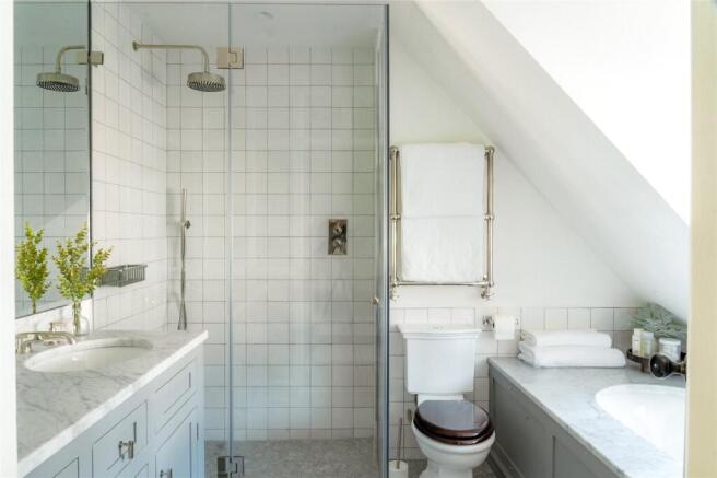 Principal Ensuite