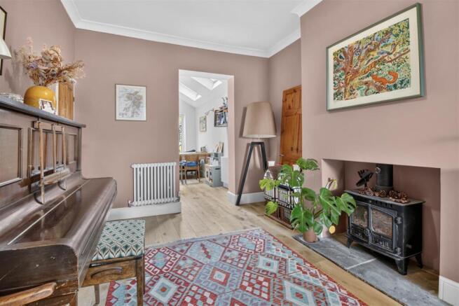 3 bed Terraced for sale Image 8