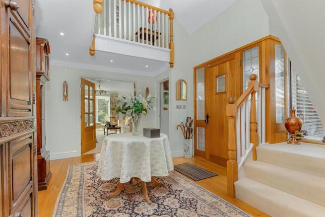 Orchard Lodge, 9A Kings Lane