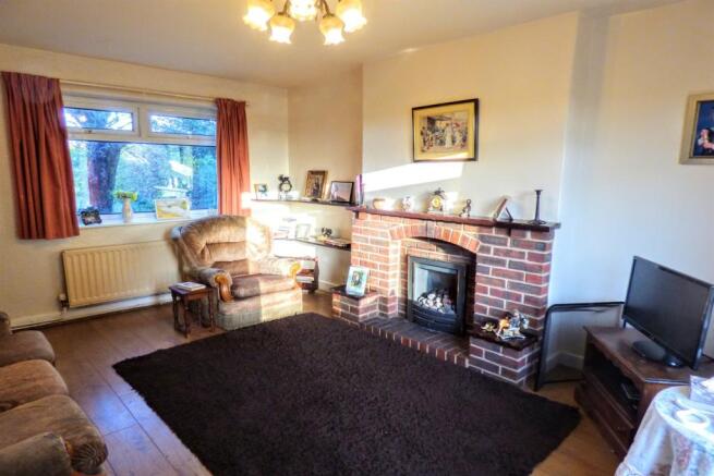 Lounge 1