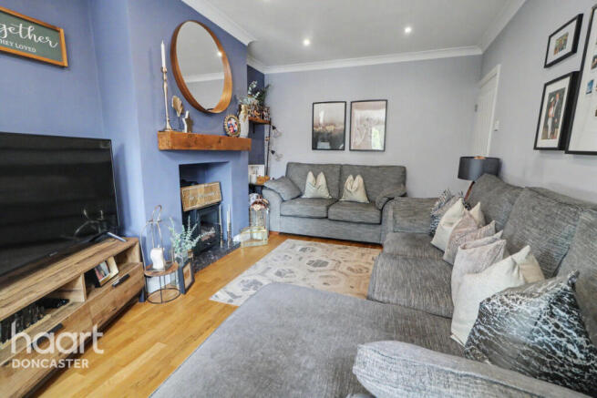 3 bed Semi-Detached for sale Image 7