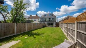 44b, Kents Hill Road, South Benfleet, Benfleet SS7 5PL