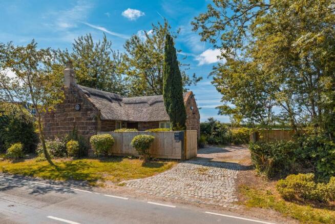 Pear Tree Cottage-63-edited.jpg