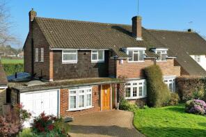 7, Holly Close, Farnham Common SL2 3QT