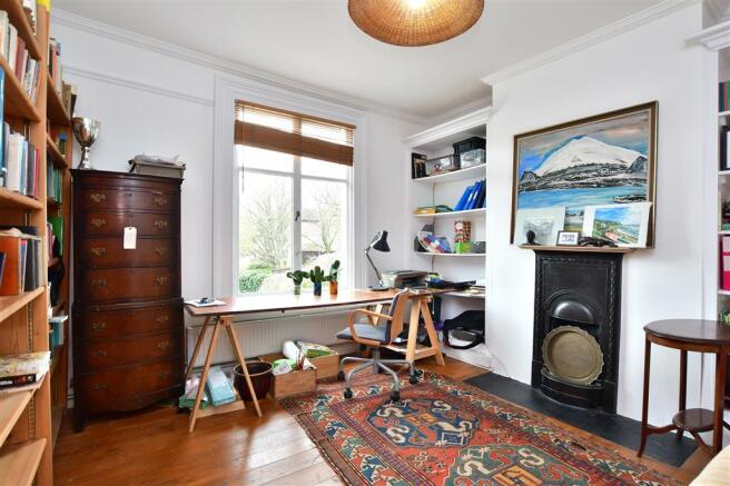 Bedroom 4/ Study