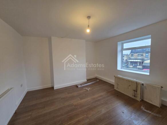 4 bed Terraced for sale Image 5