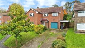 8, Nursery Gardens, Purley On Thames, Reading RG8 8AS
