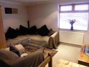Lounge 1