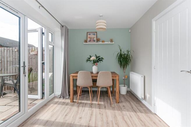 9 Houlder Drive6.jpg