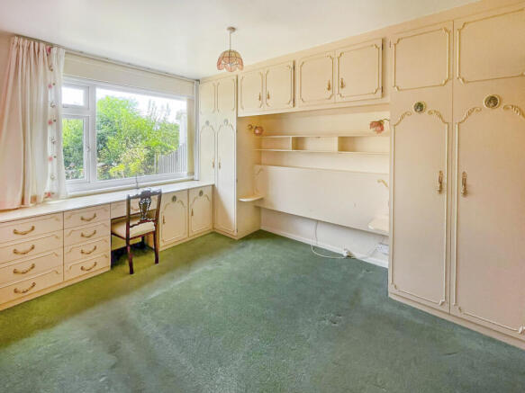 3 bed Semi-Detached Bungalow for sale Image 9