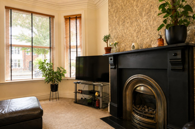 4 bed Terraced for sale Image 6