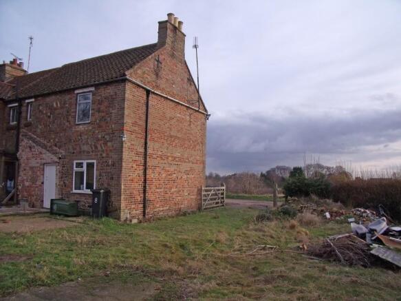 REAR ELEVATION