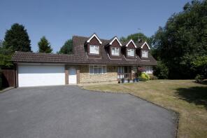 40, Ashcroft Park, Cobham KT11 2DN