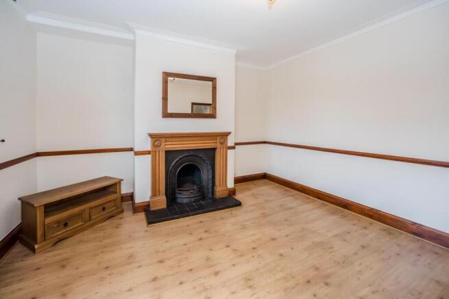 2 bed Terraced for sale Image 7