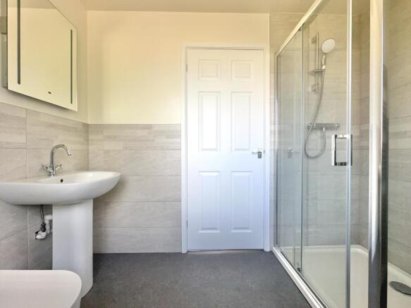 En-suite Bathroom