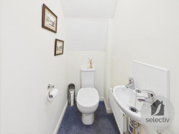 3 bed Semi-Detached for sale Image 8