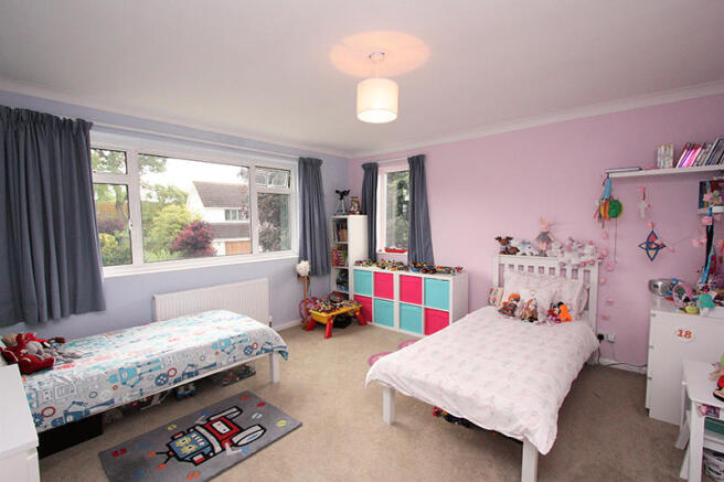 Photo 10
