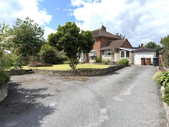 43 uttox external.jpg