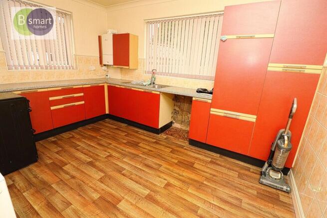 3 bed Detached Bungalow for sale Image 12