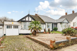 54, Russell Lane, Whetstone, London N20 0AE