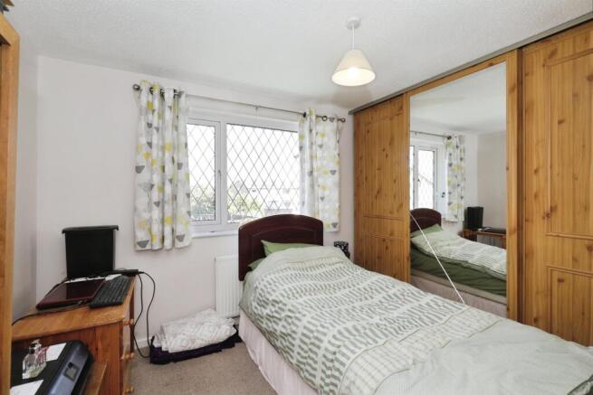 2 bed Semi-Detached for sale Image 9