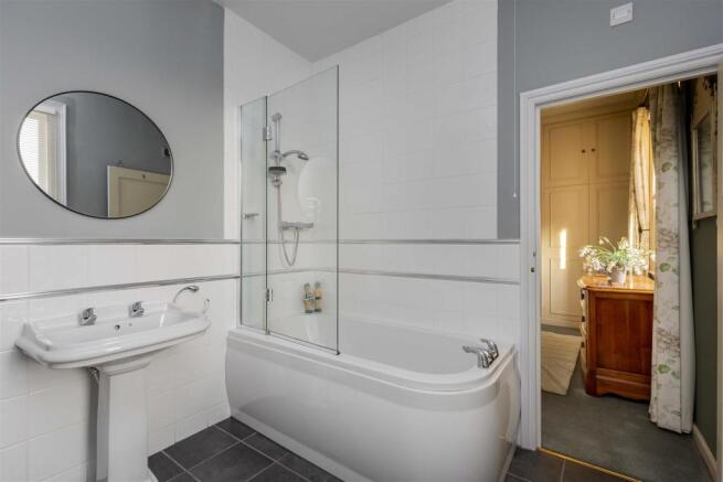 Jack and Jill Bathroom 1st Floor