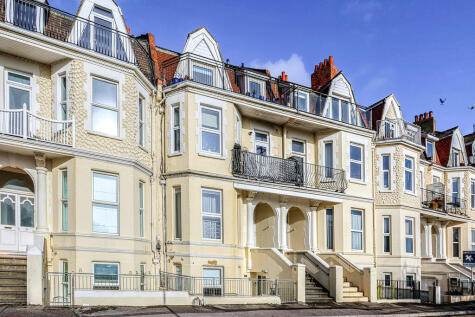 Undercliff Road, Bournemouth