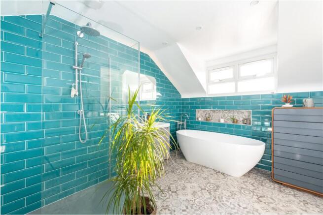En Suite Bathroom