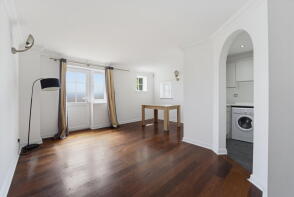 Flat 31, Waterford House, Thorney Mill Road, West Drayton UB7 7DL